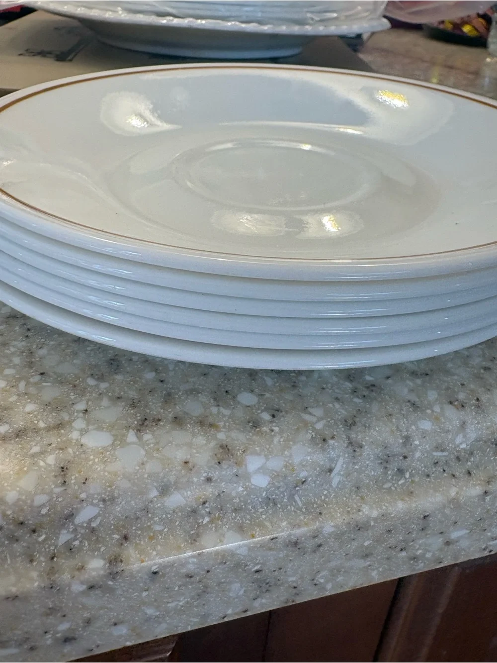 6 Corelle vintage Saucer plates with Gold Rim - Elegant Home Dining